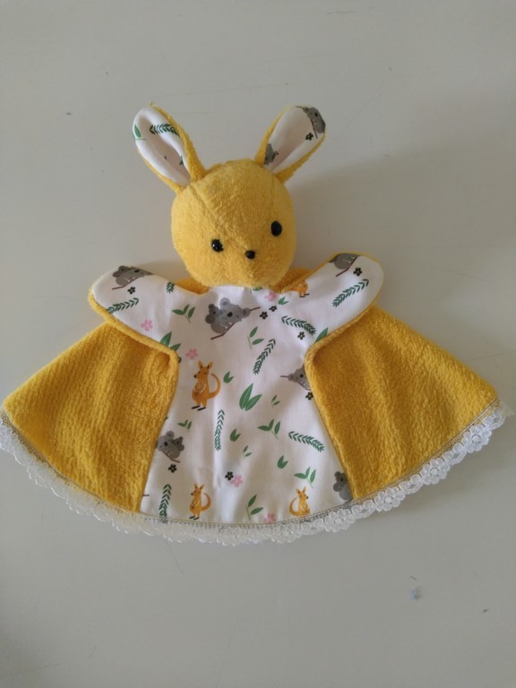 Doudou marionnettes jaune, koalas