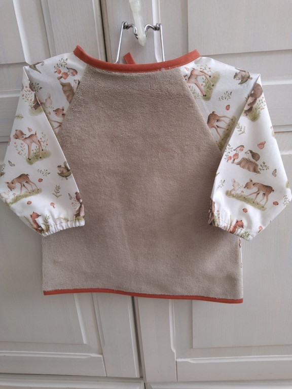 Bavoir tablier beige imprimé animaux de la forêt 6/18 mois