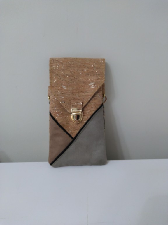 Pochette de téléphone liège