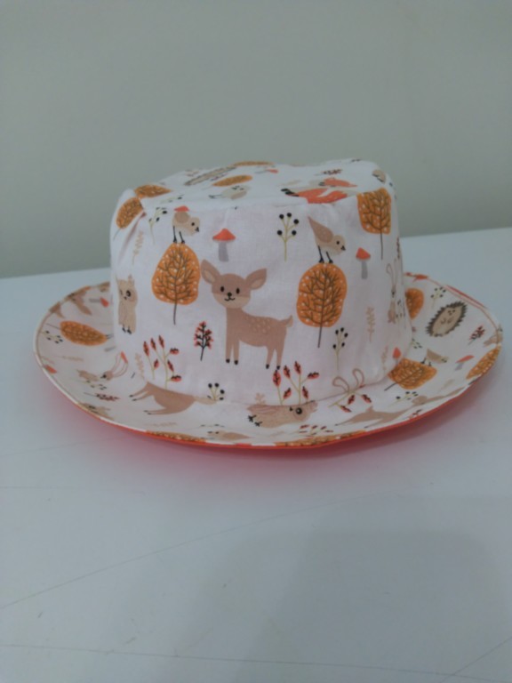 Bob réversible imprimé animaux