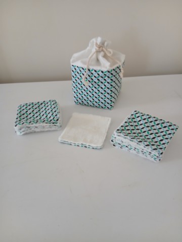 Pochons et ses lingettes démaquillantes