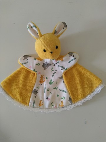 Doudou marionnettes jaune, koalas