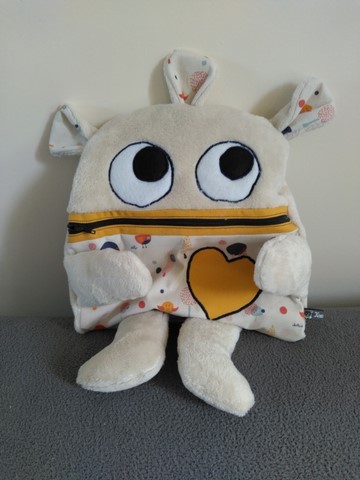 Mange soucis écru et jaune