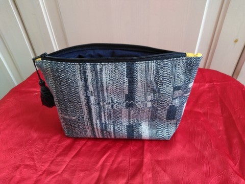 Trousse de toilette bleue chinée modèle intermédiaire