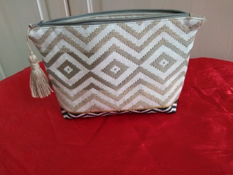 Trousse de toilette "Géométrie" modèle intermédiaire