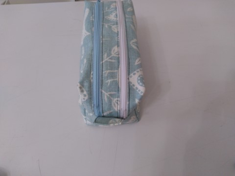 Trousse double zip bleue et blanche