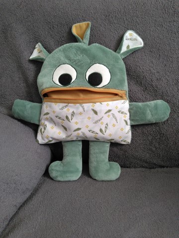 Mange soucis vert et jaune moutarde