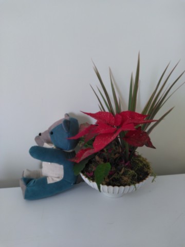 Nounours assis multi-matières velours côtelé bleu