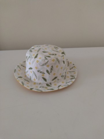 Bob réversible plumes vertes